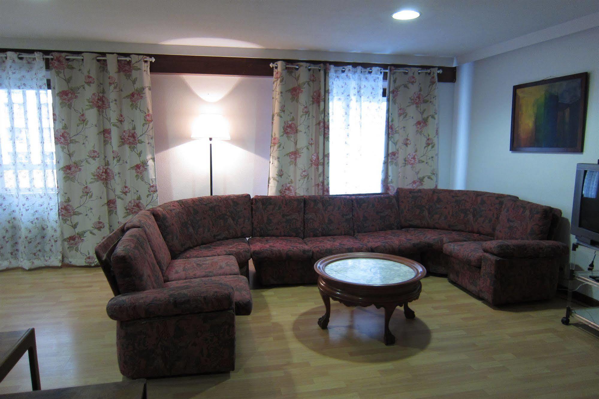Hotel Acebos Azabache 기욘 외부 사진